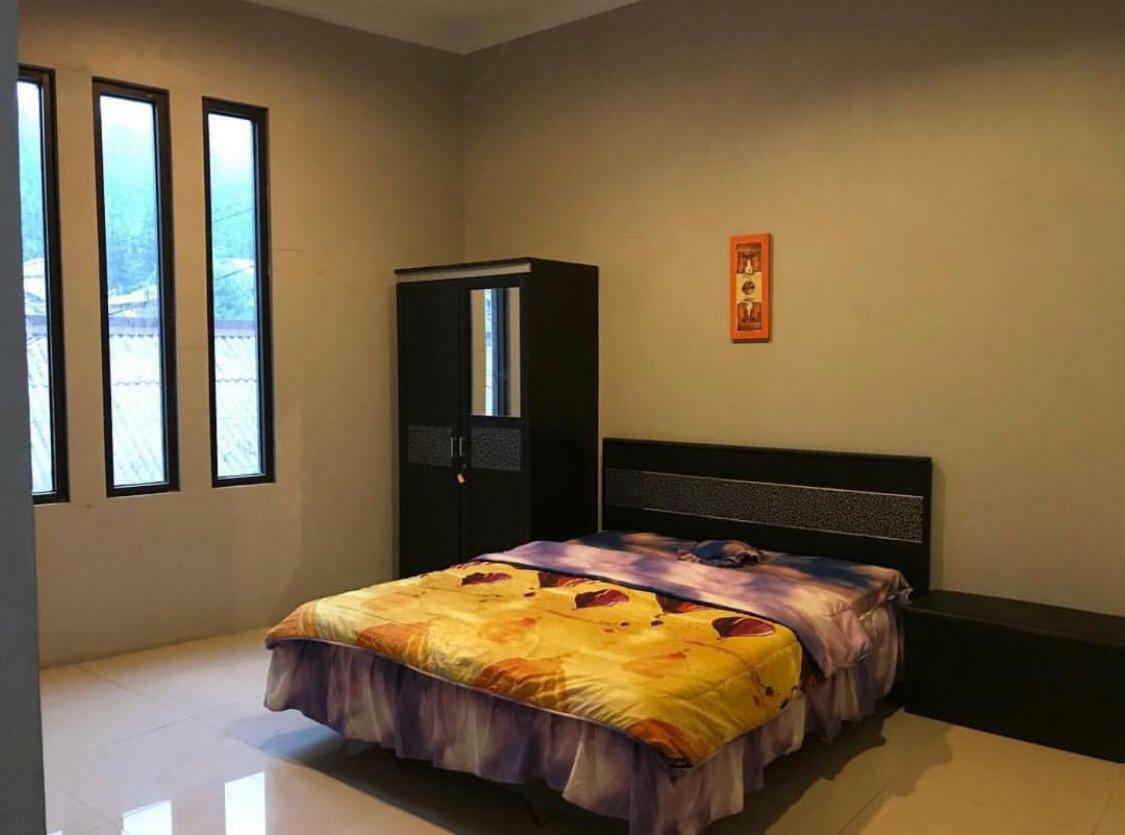 Homestay Villa Guci Tegal 테갈 외부 사진